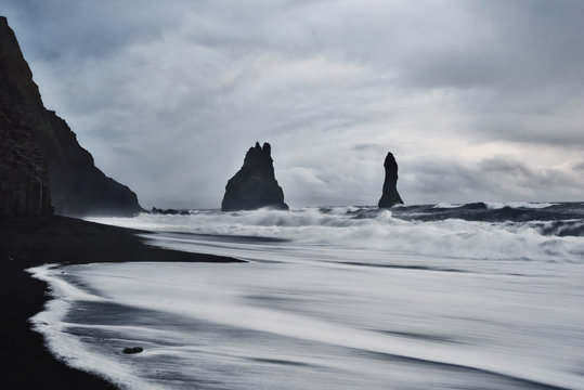 Mareggiata a Reynisfjara