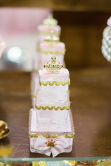 Sweets and decoration on the table - Children's party bear princess theme