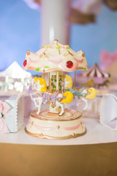 Sweets and table decoration - Carousel theme - Children's birthday