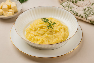mashed potatoes on bowl