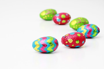 Fototapeta na wymiar chocolate Easter eggs on table