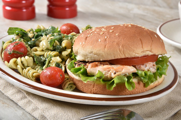 Gourmet tuna burger with pasta salad
