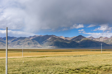 View of grass filed on the east side of the Nyenchen Tanglha Mountains range in Damxung(Dangxiaong)...