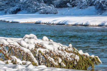 river isar in winter snow