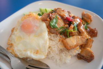 stir-fried pork with basil