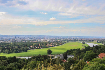 Fototapeta na wymiar Elbwiesen Dresden Luftbild