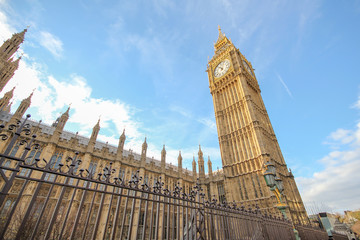 Fototapeta na wymiar Big Ben at blue sky in London, UK