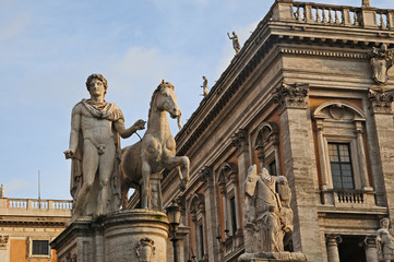 Obraz premium Roma, le statue di piazza del Campidoglio