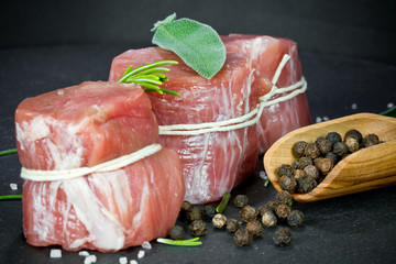 rohes Schweinefleisch