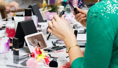 Makeup Studio, the process of creating makeup