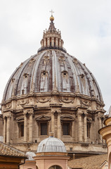 Fototapeta na wymiar Dome of the Basilica of Saint. Peter in the Vatican.