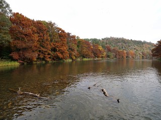 Scenic view of the Mountain Fork River at Beavers Bend State Park, Oklahoma in autumn.