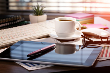Accounting. Items for doing business in the office in the composition.