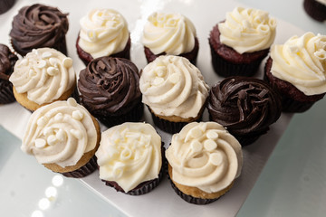 min cupcakes