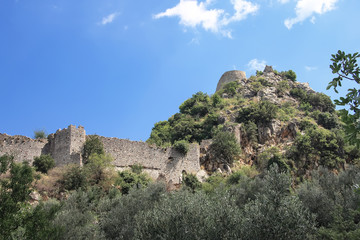 Fototapeta premium Ruins of the fortress of the ancient city of Mystra