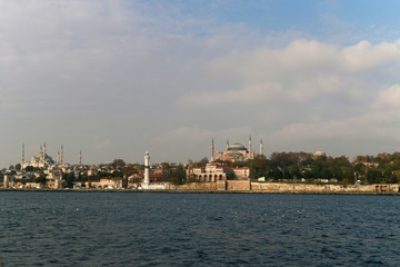 Naklejka premium Magnificent Istanbul Landscape - Blue Mosque - Hagia Sophia - Lighthouse