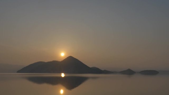 morning of the lake toya