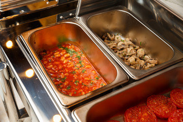 beans in tomato sauce