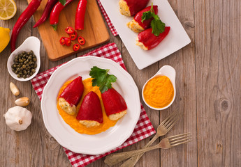 Stuffed piquillo peppers with cod.
