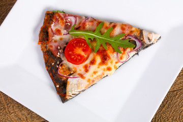 Pizza with ham
