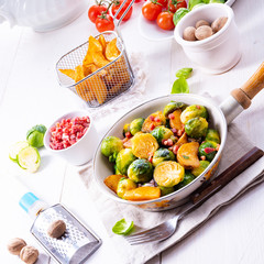 Roasted Brussels sprouts with honey and sesame from the oven