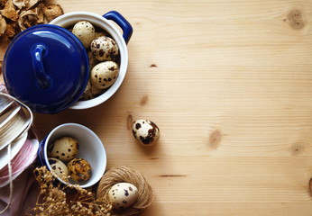 Quail eggs background 