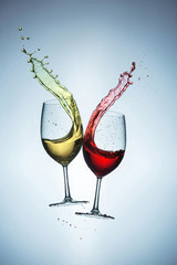 Wine glass. Spray wine.