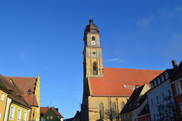 Fototapeta premium Stadt Gebäude im Sommer