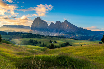 Obraz na płótnie Canvas Beautiful landscape of Alpe di siusi in Dolomite, Italy in the morning