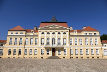 Fototapeta na wymiar Schloss Rogalin bei Posen