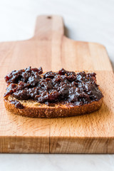 Organic Apple Molasses / Raw Fruit Paste Jam with Bread.