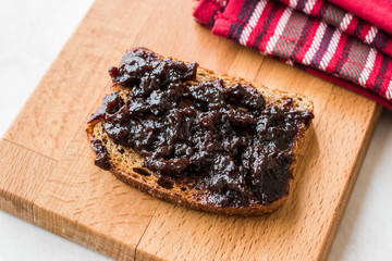 Organic Apple Molasses / Raw Fruit Paste Jam with Bread.