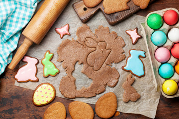 Fototapeta na wymiar Easter gingerbread cookies