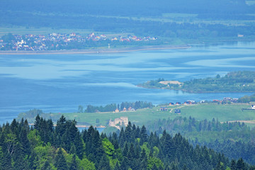 Jezioro Czorsztyńskie.