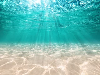 Crédence de cuisine en plexiglas Salle de bain fond sous-marin mer d& 39 un bleu profond et beaux rayons lumineux avec sol sablonneux