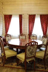 Details of round dining table