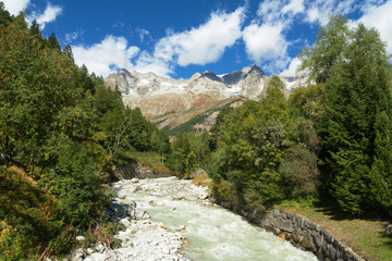 Beautiful views of the Alpine mountains from the city of Curmayor, located in Italy