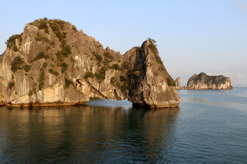 Fototapeta na wymiar Halong Bay - Vietnam Asia