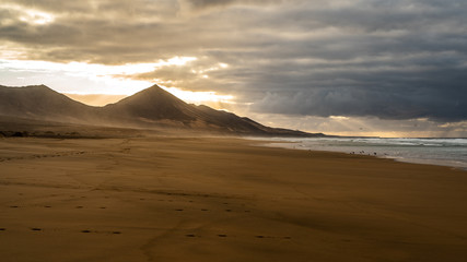 Fototapeta na wymiar Hiszpania- Zwiedzanie - Fuerteventura - Wyspy Kanaryjskie