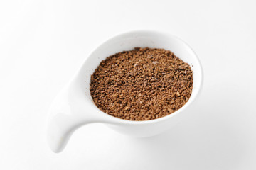 細挽きのコーヒー豆