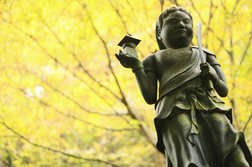 秋の高尾山の仏像たち / Autumn Buddha statues