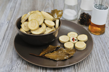 marinated courgette