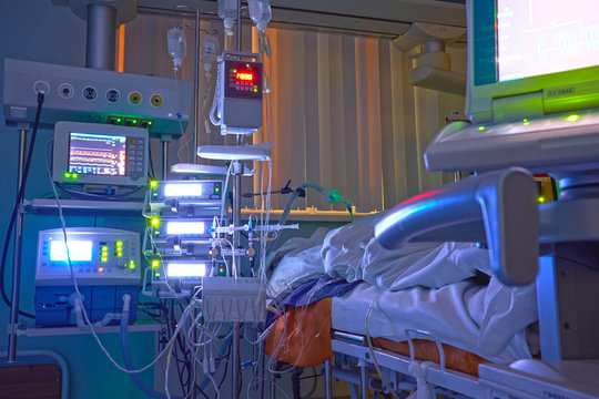 Icu Ventilator Images – Browse 2,182 Stock Photos, Vectors, and Video