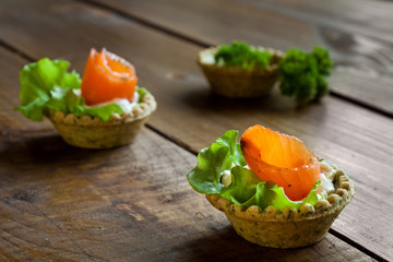 Tartlets with salmon.