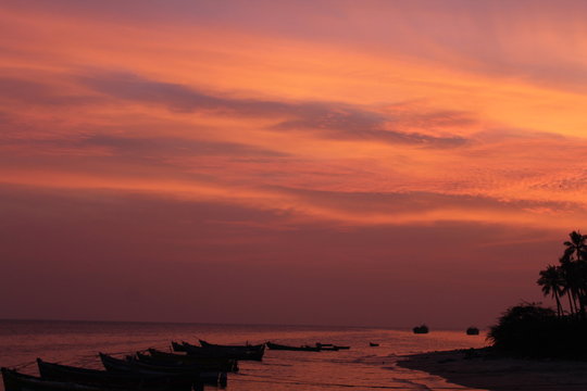 sea sky sunset in klk