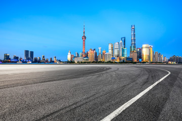 Fototapeta na wymiar Empty asphalt square ground with panoramic city skyline in Shanghai,China