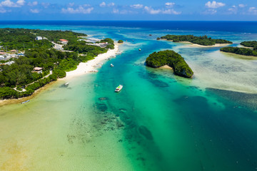 Fototapeta premium Kabira Bay in ishigaki island of Japan