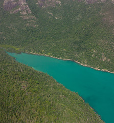 Fototapeta na wymiar An aerial picture of an inlet in Whitsundays in Australia