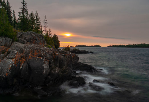 530-100 Sunrise Isle Royale