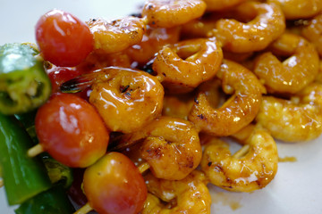 Sticks whith shrimps and vegetables whith sause
